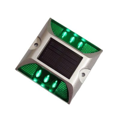 Verkeersveiligheid Cat Eye Aluminium wegstaaf met rode kleur en PC-materiaal