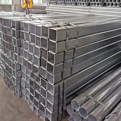 Veiligheid op de weg Warm gegalvaniseerd High Speed Steel Guardrail Square Post Standard AASHTO M-180