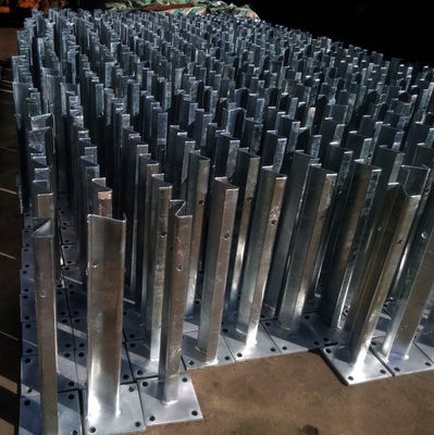 Hot-Dip gegalvaniseerd Highway Guardrail Flanche Post voor AASHTO M180 Outdoor Security