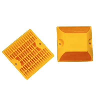 Rood reflecterend High Intensity Reflector Tape voor verhoogde veiligheid op de snelweg