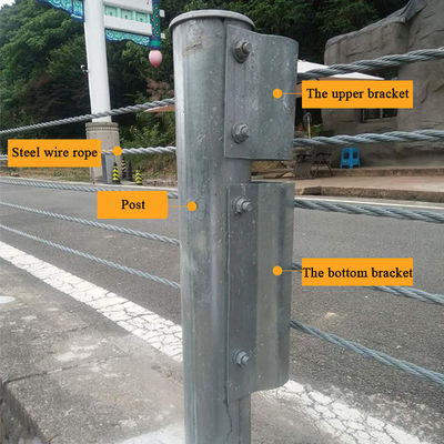 Highway Guardrail kabelbarrière voor verkeersveiligheid in zinkcoating en aangepaste kleur