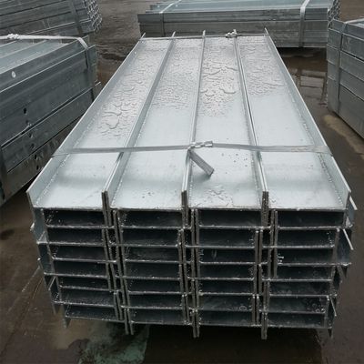 Anti-corrosie warm gedip galvaniseerde snelwegrailpost voor het wegbeschermingssysteem