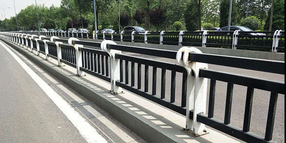 Roestvrijstalen brugbeveiligingsrail voor de veiligheid van de weg in het buitenland