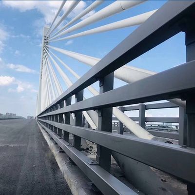 Standaard AASHTO M-180 Crash Barrier Protective Guardrail voor brugbescherming
