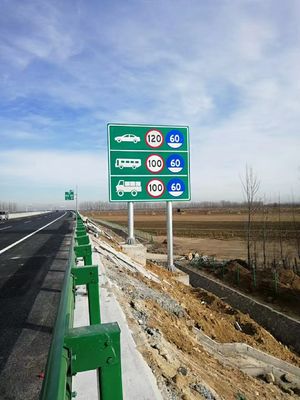 High Visibility Road Safety Warning Posters/Signboards and Posts met een hoogte van 50 cm