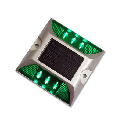 Waterdicht zonne-aluminium ingebed kattenogen wegstok voor wegkegel teken 104 * 123 * 23mm