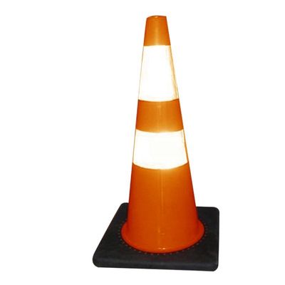 Hoog zichtbare oranje PVC wegverkeerskegel Voor de veiligheid op de weg