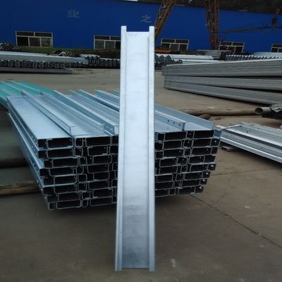 Warm gedompeld gegalvaniseerd W-balk Highway Guardrail C Post of U Post met hoge duurzaamheid