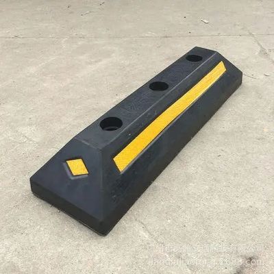 Reflecterende padkegel van rubber Hoog zichtbare verkeersleidingskegel