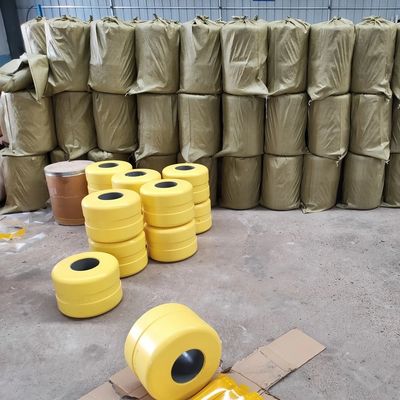 PU Foam Plastic Roller Barrels Design Geel Kleur Roadside Roller Crash Barrier