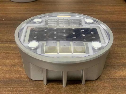 Kleine glazen kattenoog reflectieve aluminium wegstok voor een breed scala aan toepassingen