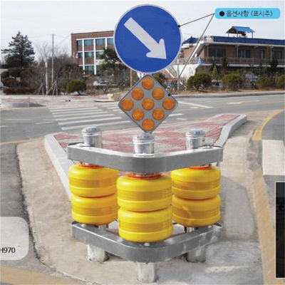 Q235 Q345 EVA Rotary Safety Barrier voor verkeersveiligheid in ISO Highway Rotary Guardrail