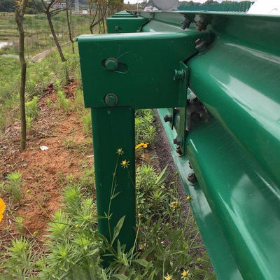 Warm gedompeld gegalvaniseerd Highway Guardrail Steel Block Spacer voor en aangepaste grootte