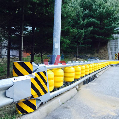 Q235 Q345 EVA Foam Highway Safety Rotary Barrier Volume besparen voor verkeersveilig systeem