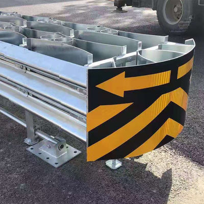 Gegalvaniseerde en met poeder beklede crashkussenbarrière voor verkeersveiligheid