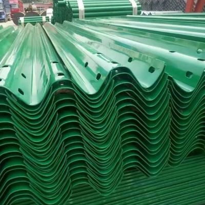 USA AASHTO-M180 Crash Barrier Guardrail met warm gegalvaniseerde koudgewalste technologie