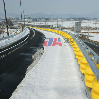 Roterende anti-botsingsrolbeugel voor Q235 Q345 EVA Highway Guardrail
