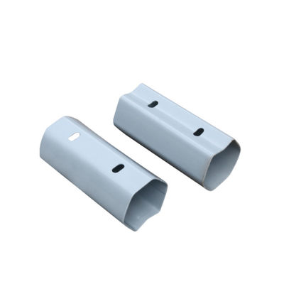 Q235 Q345 Hot Dip gegalvaniseerd Highway Guardrail Spacer met plastic spraycoating
