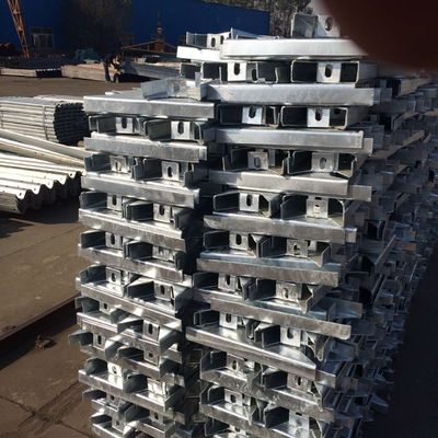 Gegalvaniseerde staal wegbeveiliging Rail Barrier Spacer Anti-corrosie voor de bescherming van de weg