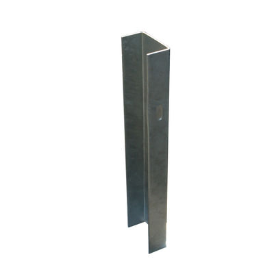 Hot Dip Galvanized Highway Protective Steel Guardrail Post met ISO9001 2008-certificaat