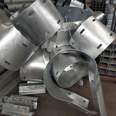 Poedergecoate W-balk wegrail met gegalvaniseerde coating en eindterminal