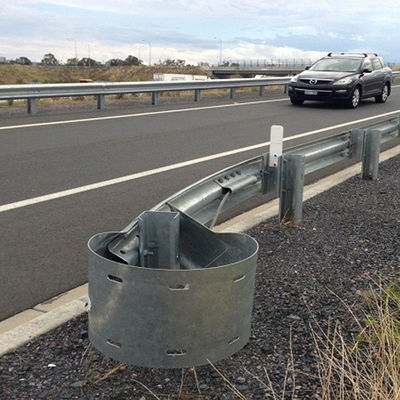 Op maat gemaakte gegalvaniseerde botsingshindering Highway Guardrail End Terminals voor verkeersveiligheid