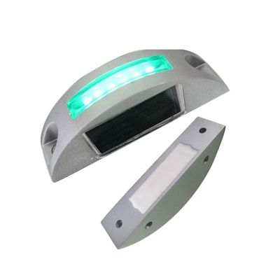 Hoog zichtbare halve cirkel zonne-gegote aluminium reflecterende wegstok voor verkeersveiligheid