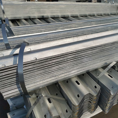 Gegalvaniseerde W-balk wegrail met CE/BV/ISO-certificaten en AASHTO M-180-norm