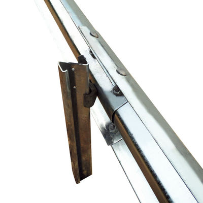 Warm gegalvaniseerd en koud gewalst techniek Autostrada Guardrail Crash Prevention Barrier