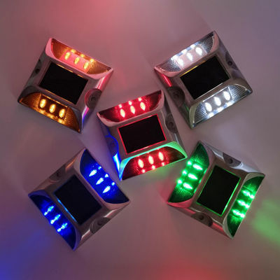 Verkeersveiligheidstoestellen Zonne-flitsende aluminium LED-wegstaaf