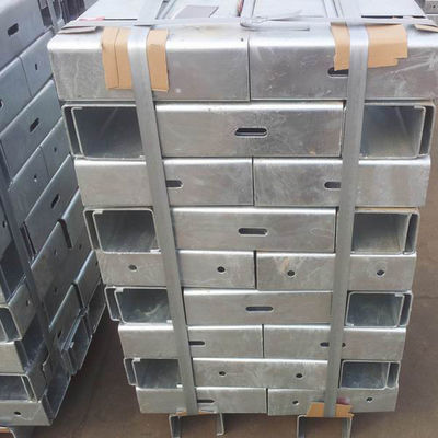 Gegalvaniseerde poedercoating Q235 Q345 Traffic Crash Barrier Highway Guardrail voor wegen