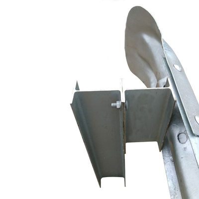 Hot Dip gegalvaniseerd AASHTO M180 Highway Guardrail Post met ISO9001 2000