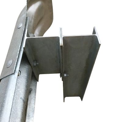 Veilig voor het wegverkeer H Post voor de beveiliging Zink gecoat gegalvaniseerd stalen wegrail