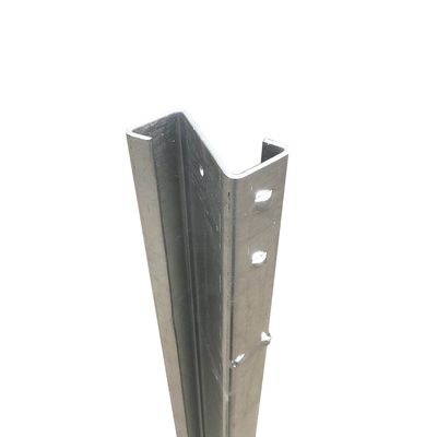 Maximale veiligheid op de snelweg met Ezy-Guard Smart Post in AASHTO M-180 standaard