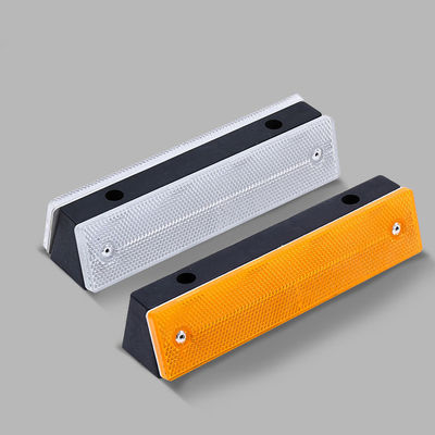 Plastic delimitator voor wegfaciliteiten EN124 Standaard Highway Guardrail Reflector