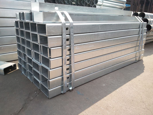 Highway Guardrail Hot Dip Galvanized U Post en U Spacer voor verkeersveiligheid Hot Dip Galvanized