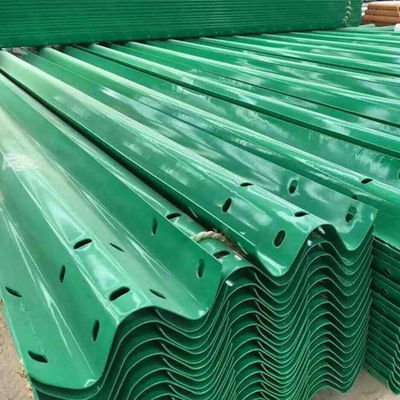 Warm gegalvaniseerd koudgewalste technologie Highway Guardrail met aangepaste zinkcoating