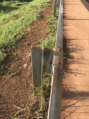 Highway Guardrail U Channel Steel Post voor AASHTO M-180 Hot Dip Galvanizing Verkoop