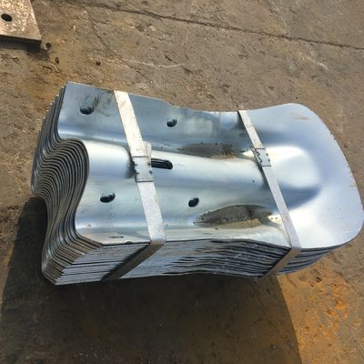 Crowd Control Barrier hek Hot Dip Galvanized Steel Highway Guardrail Fishtail Eind