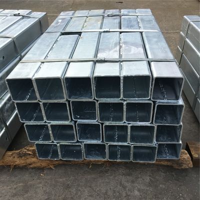 Gepersonaliseerde verkeersveiligheid Rail Square Post Warm Dip Galvaniseerd en Duurzaam