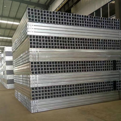 Gepersonaliseerde verkeersveiligheid Rail Square Post Warm Dip Galvaniseerd en Duurzaam