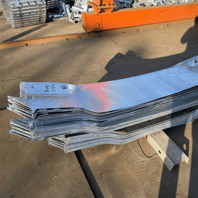 ISO9001 2008 Gecertificeerde W-balk snelwegbeugel Q235 Q345 Stalen buffer einde voor de markt