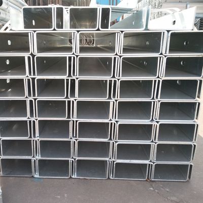 Verkeersveiligheid Hot Dip Galvanized Metal Steel Fence U Post voor Highway Guardrail