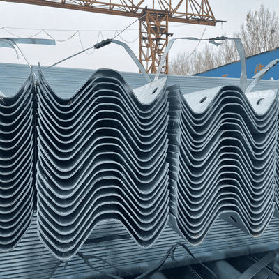 Warm gegalvaniseerde en koudgewalste snelwegrails voor het distributienetwerk van Singapore