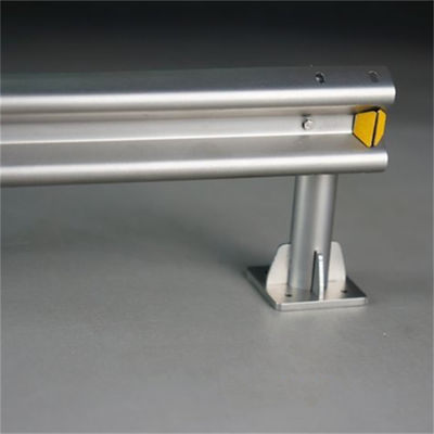 Buitenbeveiliging W Beam Steel Highway Guardrail Export naar Brazilië