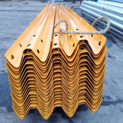 Hot Dip Galvanized W Beam Steel Highway Guardrail met Box Spacer Block