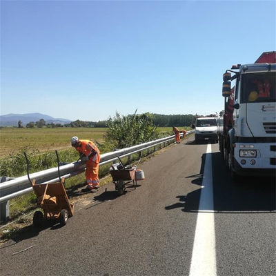 Q345 SJ345R Verkeersveiligheid Koudgewalste gegalvaniseerde W-balkbeugel voor verkeersbarrières