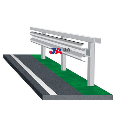 Autostradenafstand anti-corrosie stalen W-balk veiligheidsrail met aangepast ontwerp