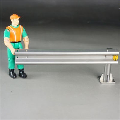 Zinkcoating 550-600 g/m2 W balkbeveiligingsrail voor verkeersveiligheid en stabiele verkeersbarrière