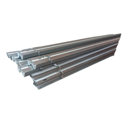 CE/BV/ISO 9001/ISO14001/ISO 18001 Standaard Stalen Beschermingsrail met en AASHTO M-180 Standard